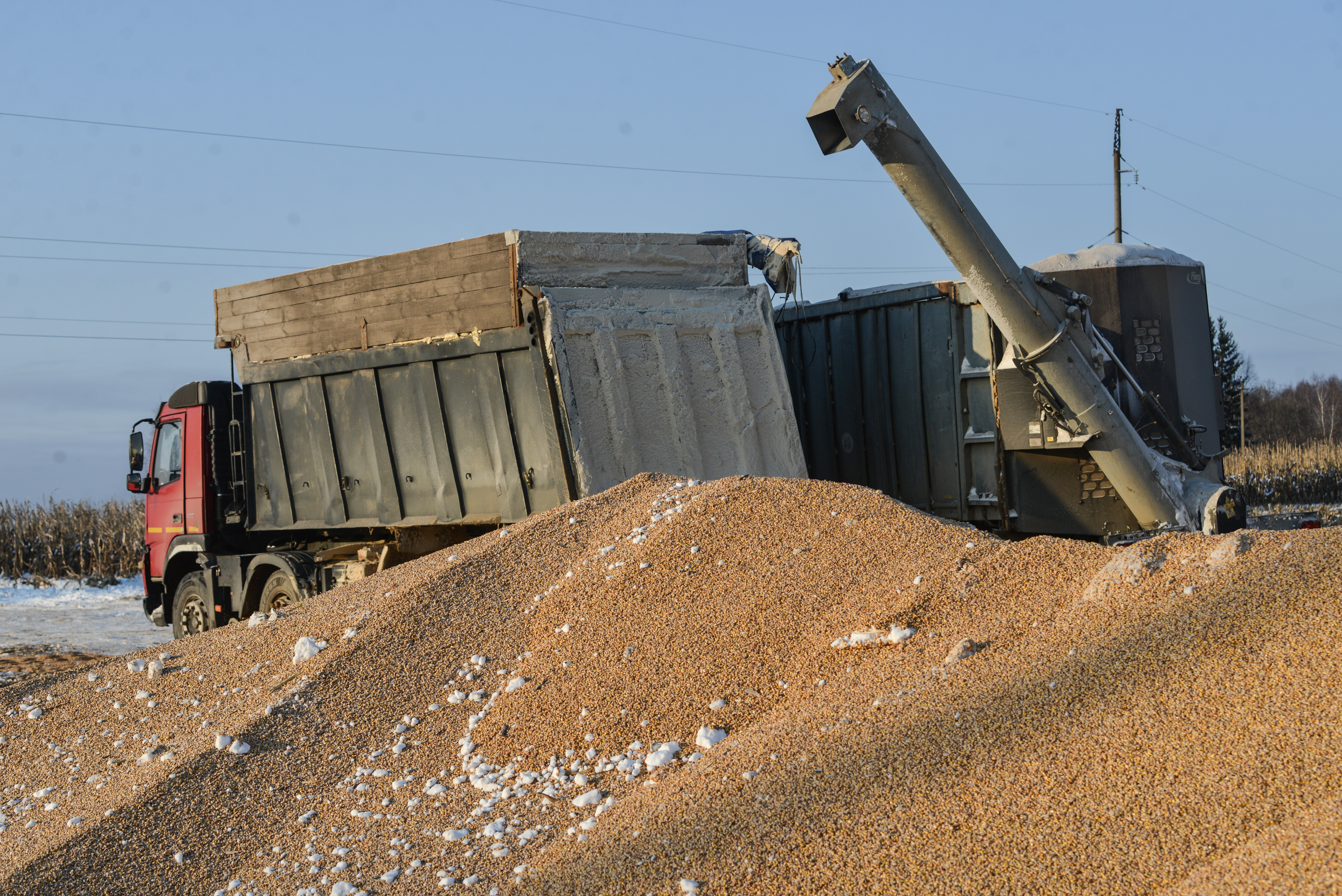 ⚙️ 20 единиц техники. 1 670 гектаров. 6 100 тонн..