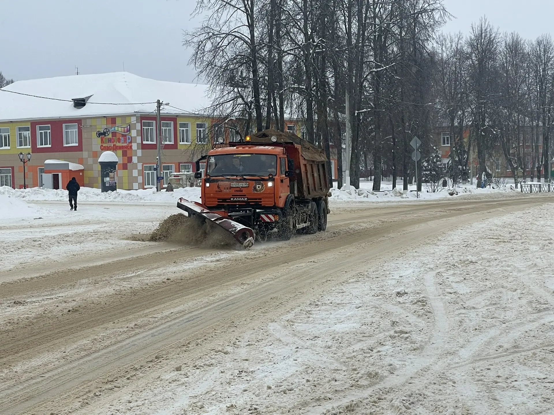 Зима‑2026: как идёт уборка снега в Спас‑Деменском округе.