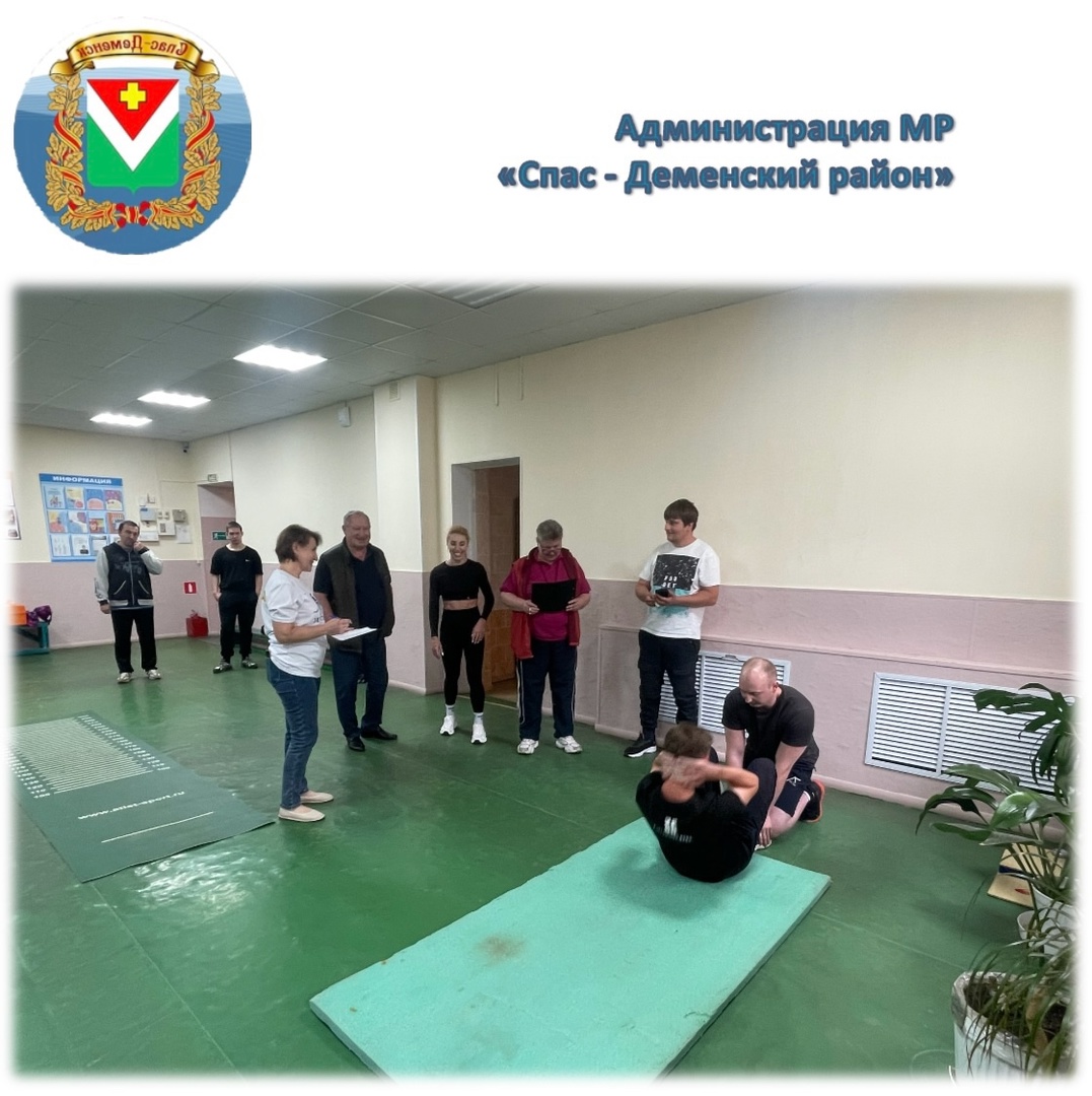 Многоборье ГТО , в рамках празднования Дня России состоялось в спортивной школе..