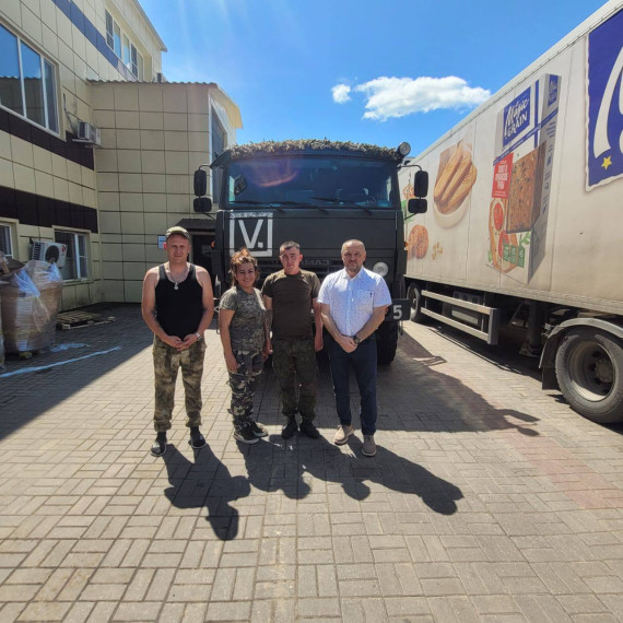 🤝Очередная партия гуманитарной помощи отправилась к нашим парням за ленточку из Спас-Деменска. 🤝Очередная партия гуманитарной помощи отправилась к нашим парням за ленточку из Спас-Деменска.