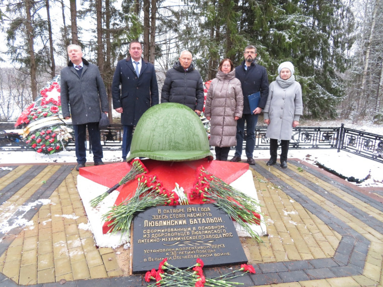 Спас-Деменский район посетила делегация из Москвы. Спас-Деменский район посетила делегация из Москвы.
