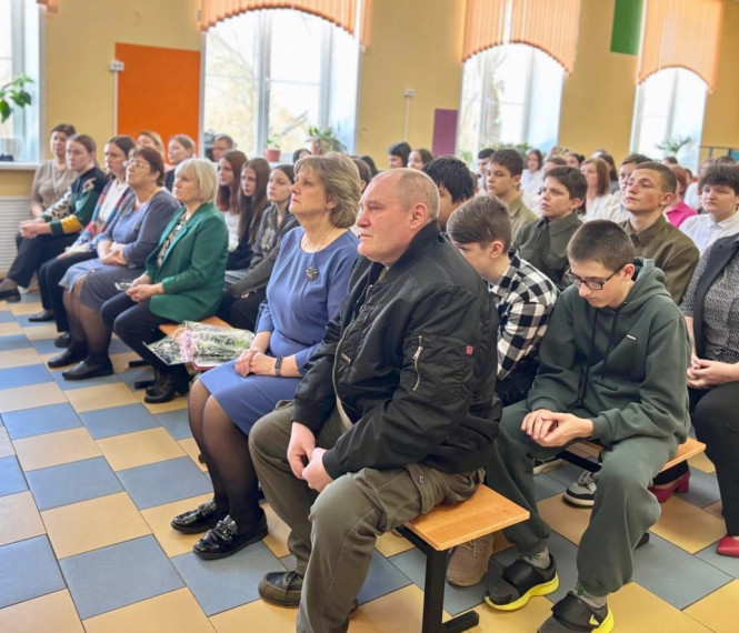 В школе № 2 состоялось торжественное открытие Года защитника Отечества!. В школе № 2 состоялось торжественное открытие Года защитника Отечества!.