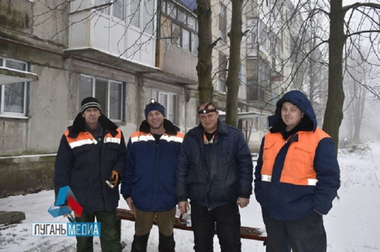 Калужские коммунальщики продолжают аварийно-восстановительные работы в Луганской Народной Республике.